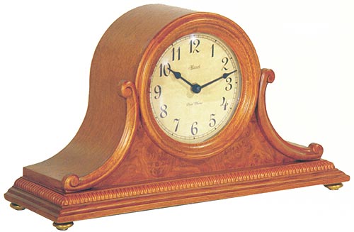 Hermle 21132-i9Q "Scottsville" Battery-Operated Chiming Mantel Clock, Oak